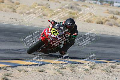 media/Jan-10-2025-CVMA Friday Practice (Fri) [[489e0da257]]/Group 4 and Trackday/Session 2 (Turn 4 Inside)/